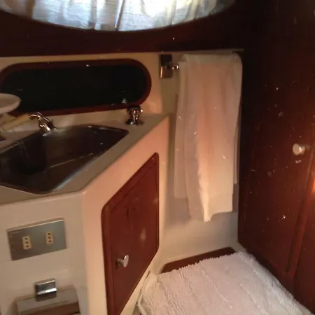 船屋 Bed & Boat Suegno *