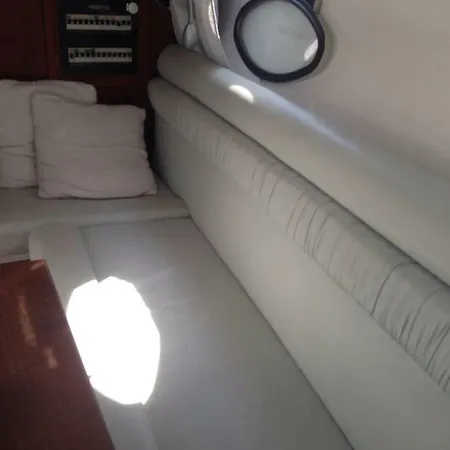Bed & Boat Suegno 基亚瓦里