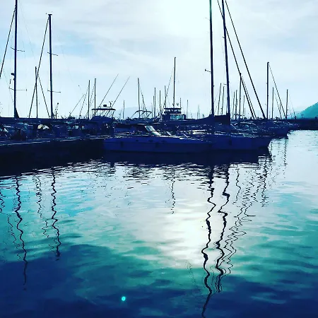 Bed & Boat Suegno *
