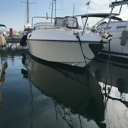 Πλωτό κατάλυμα Bed & Boat Suegno *