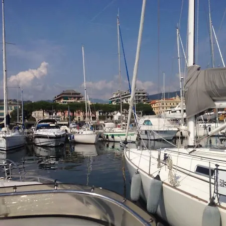 Bed & Boat Suegno * Chiavari